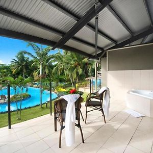 Deluxe Apartment Pool View